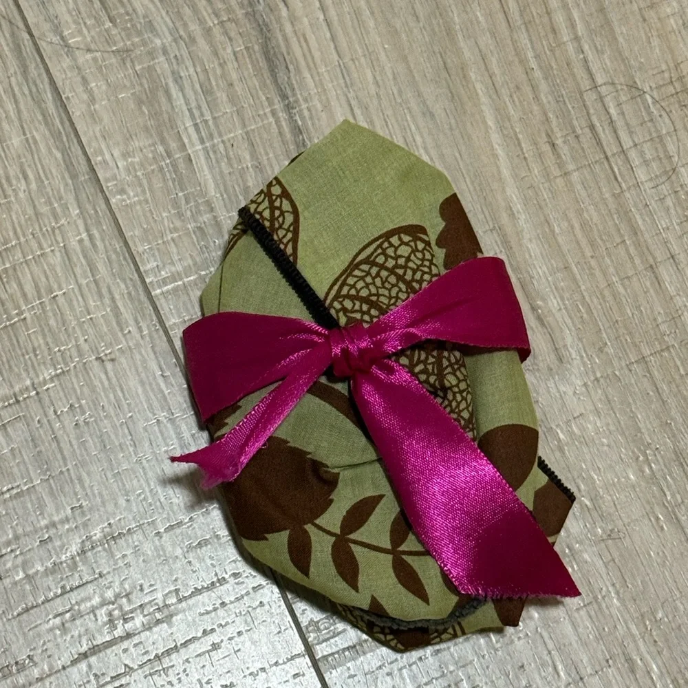 Mimosa Designs Handmade Baby Booties – Brown/Green Leaf Print